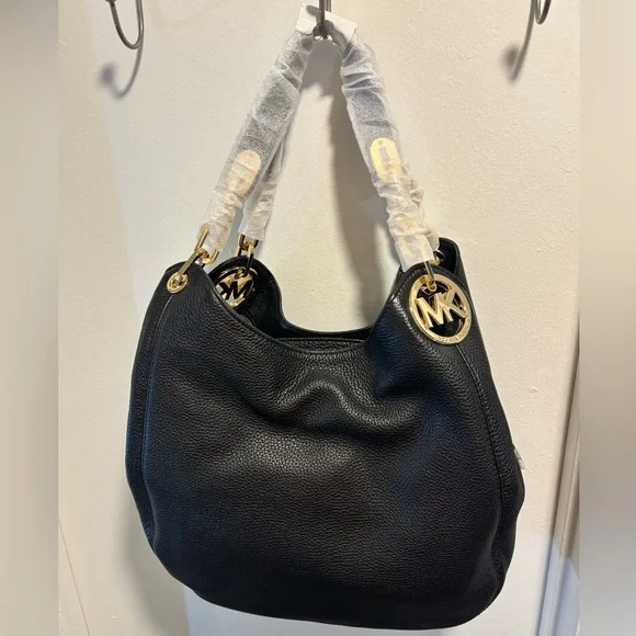 NWT! 🖤 MICHAEL Michael Kors • Fulton Large Leather Shoulder Bag - Black / Gold - Picture 5 of 16